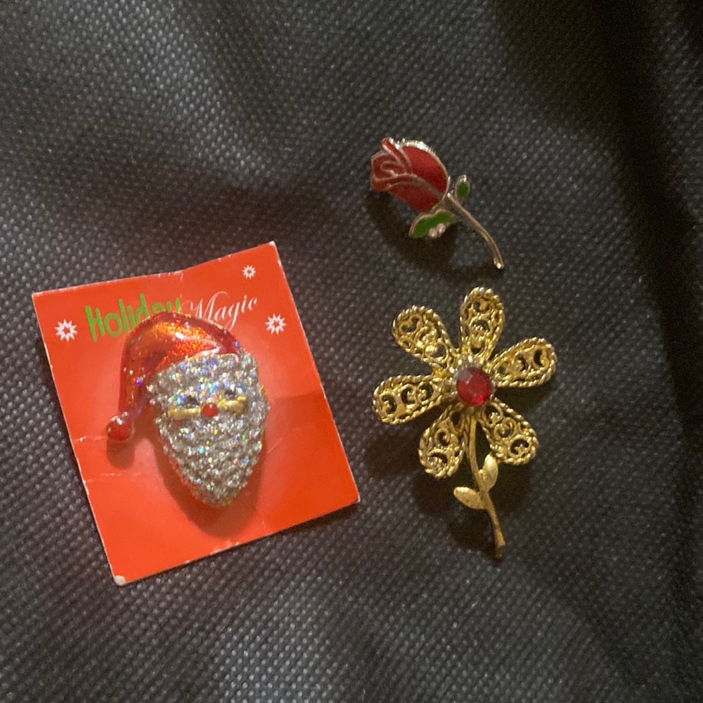 Vintage Holiday Santa & Flower Brooches/Pins